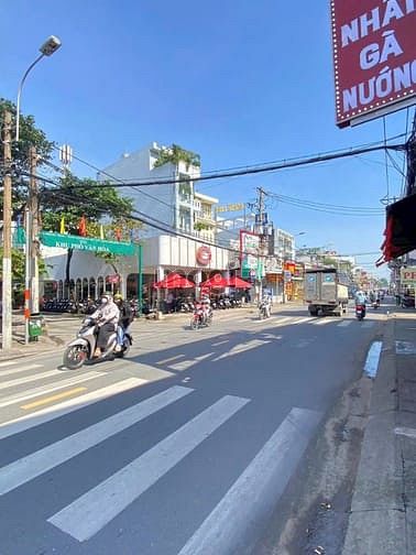 Hình ảnh Bán nhà Góc 2MT 53 Phan Huy Ích, ngang 8.5m, có sẵn HĐ thuê ổn định