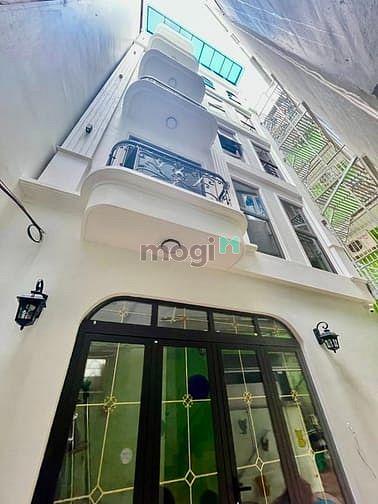 Hình ảnh Giảm sâu nhà Văn Cao, Ba Đình 30m, 5 tầng, 1 nhà ra phố, nhỉnh 6ty.