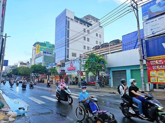 Hình ảnh Bán nhà 1051-1053 Cách Mạng Tháng Tám, ngang 12m, DTCN: 276.75m2