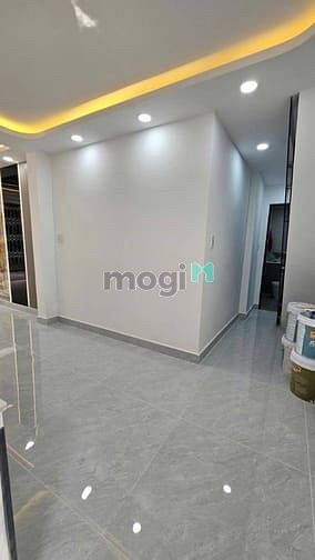 Hình ảnh NHÀ MỚI 100% Q.4,Đoàn Văn Bơ-dt:53.5m2-giá:2tỷ680-1T1L-2pn2wc-ntcb-shr