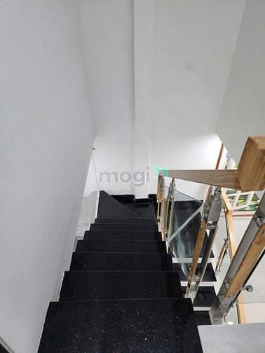 Hình ảnh Nhà : LÊ Văn Việt P.Tăng Nhơn Phú B Q.Thủ Đức