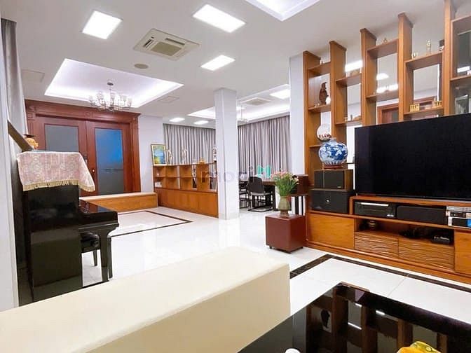 Hình ảnh siêu biệt thự 230m vỉa hè ô tô tránh