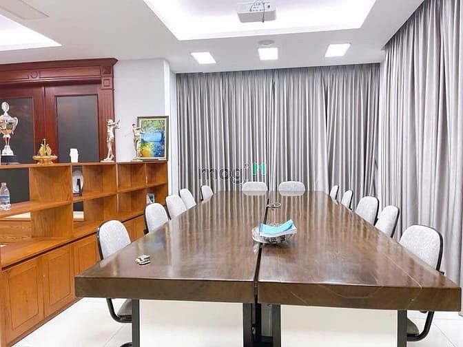 Hình ảnh siêu biệt thự 230m vỉa hè ô tô tránh