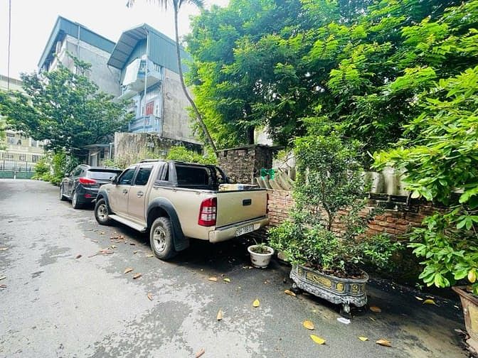 Hình ảnh Căt lỗ 60m đất tạ Hồ Tùng Mậu, chỉ nhỉnh10 tỷ, Ngõ thông oto tránh.