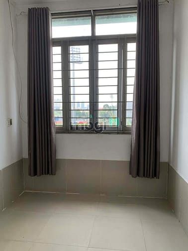 Hình ảnh Cần pass phòng gấp trong tháng