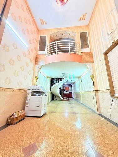 Hình ảnh HXH 8M Xe hơi ngủ nhà Hẻm Lê Văn Sỹ Q3 hoàn công 50m2 5 tầng SHR