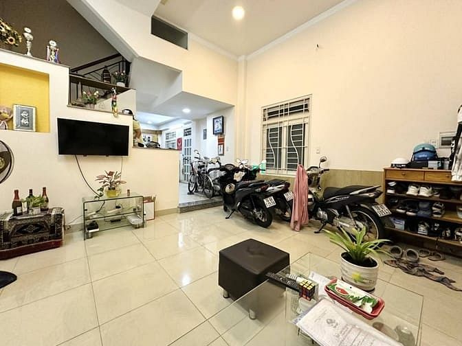 Hình ảnh 🌻🌻 61M2 - Ngang 5.1M siêu hiếm - hẻm THẲNG 1 TRỤC - LÊ VĂN SỸ - NHÀ
