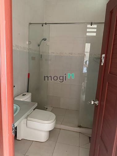 Hình ảnh Cho thuê nhà Bình Phú P10, Q6, 20 triệu