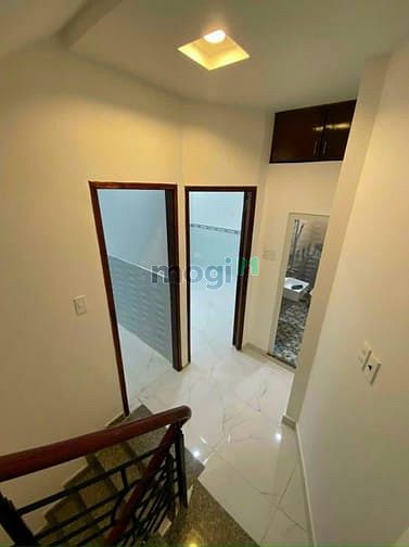 Hình ảnh Bán nhà đẹp Tân Hoá Q.11 5,5mx7m  3PN 3WC có SHR vào ở ngay