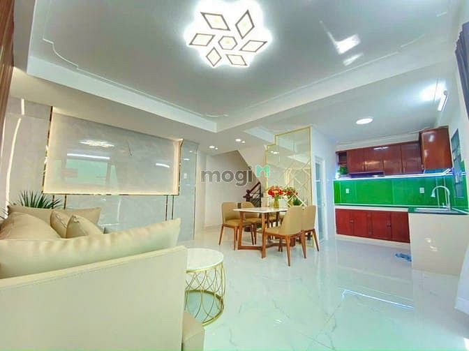 Hình ảnh Bán nhà đẹp Tân Hoá Q.11 5,5mx7m  3PN 3WC có SHR vào ở ngay