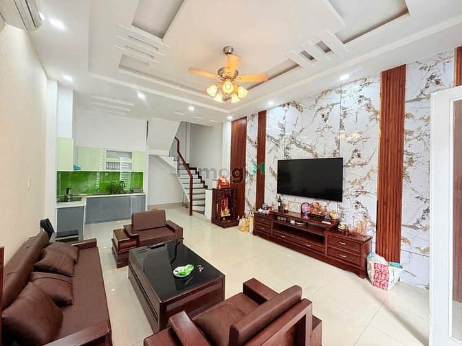 Hình ảnh Bán gấp nhà đường Lê Văn Sỹ, quận 3, 4 tầng, giá 2 tỷ 180 triệu. Diện