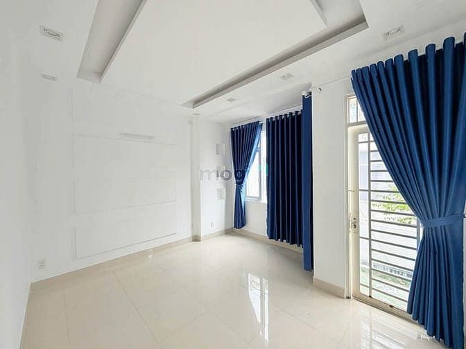 Hình ảnh Bán gấp nhà đường Lê Văn Sỹ, quận 3, 4 tầng, giá 2 tỷ 180 triệu. Diện