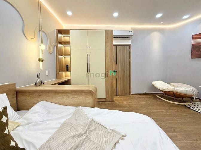 Hình ảnh Nguyễn Thượng Hiền- ô tô TỚI CỬA – NỞ HẬU 7M CỰC HIẾM • 1 Tỉ 625 (TL)