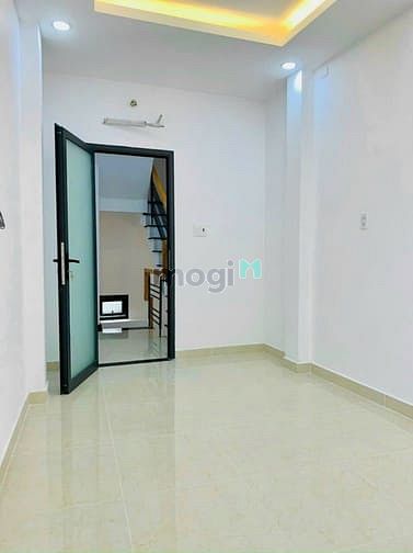 Hình ảnh Nhà hẻm xe hơi Huỳnh Mẫn Đạt Q.5 3,2m x 9m 2PN 2WC
