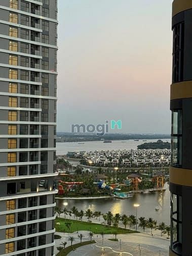 Hình ảnh Cho Thuê Căn Hộ 54m2 The Opus One Có Gym, Hồ Bơi, Miễn Phí Cạnh Vincom