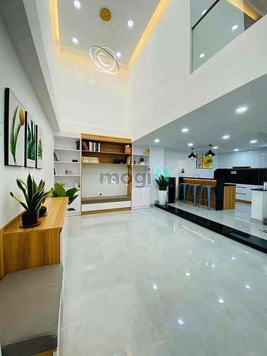 Hình ảnh Cho thuê nhà 3 phòng ngủ full nội thất đường Sư Vạn Hạnh, P.10, Q10