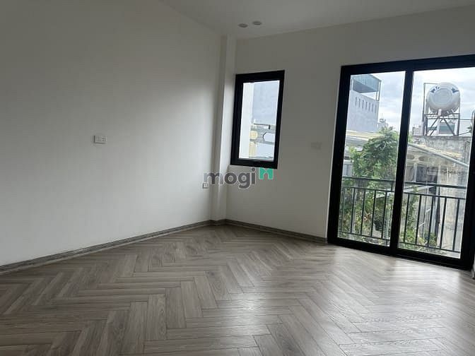 Hình ảnh Chu Huy Mân – Long Biên – Ô TÔ – 69 m2 – 5 Tầng – MT 3.6 M – Giá 14.7
