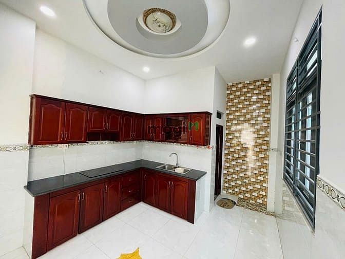 Hình ảnh Chính chủ-Giảm giá sâu-GIÁP Quận 6-HẺM ô tô thông-72M2 - 5TẦNG -5PN
