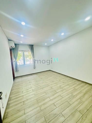 Hình ảnh Nhà Góc Sân Vườn Mega Ruby Khang Điền - Liên Phường Q9 - NT Cơ Bản 4PN