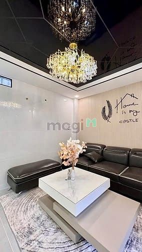 Hình ảnh TRUNG TÂM QUẬN 11,Lạc Long Quân-Gồm: 4PN, 4WC Diện tích:42m² CHỈ 2.8tỷ