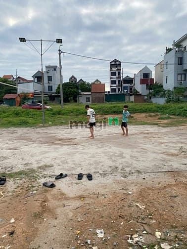 Hình ảnh Đất đấu giá, 85m, Tân Phú-Quốc Oai, chỉ 6 tỷ, đẹp nhất xã, kinh doanh.