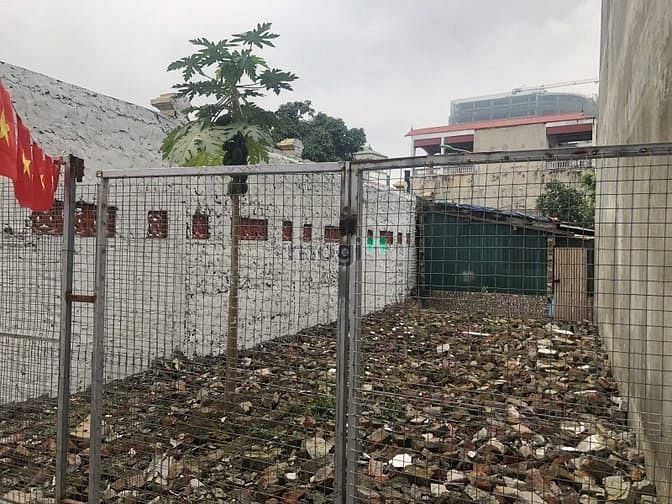 Hình ảnh Phố Chu Huy Mân – Long Biên – Ô Tô – 61 M2 – Đất – MT 4.5 M – Giá 9.4