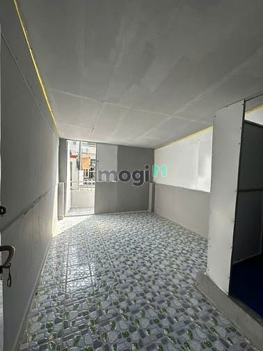 Hình ảnh Cho Thuê Phòng Q10.TẦNG TRỆT tolet riêng.hoặc cửa sổ ban công 3triệu