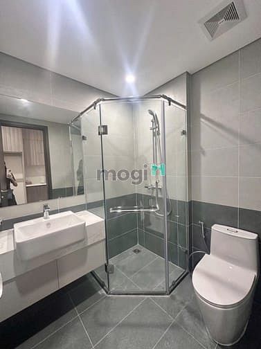 Hình ảnh Cho Thuê Studio Bếp Rèm, Máy Nước Nóng, Free Gym Hồ Bơi-The Opus One