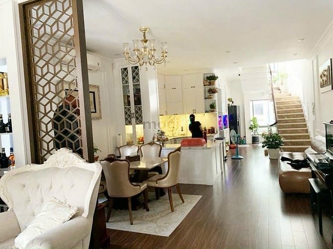 Hình ảnh Bán nhà mặt tiền Lê văn Sỹ, p14,Q3, 5 TẦNG, 64 M2