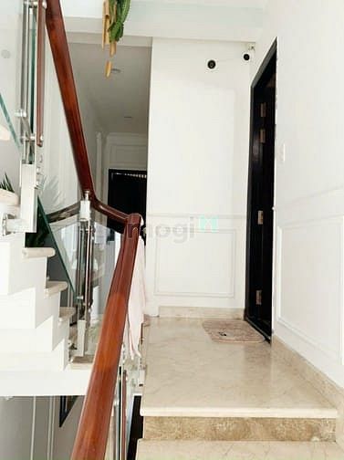Hình ảnh Bán nhà mặt tiền Lê văn Sỹ, p14,Q3, 5 TẦNG, 64 M2