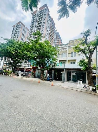 Hình ảnh Nhà Mặt Tiền kinh Doanh Mega Ruby Khang Điền - Dưới Trang Chủ MB66.COM Chính Thức Safira