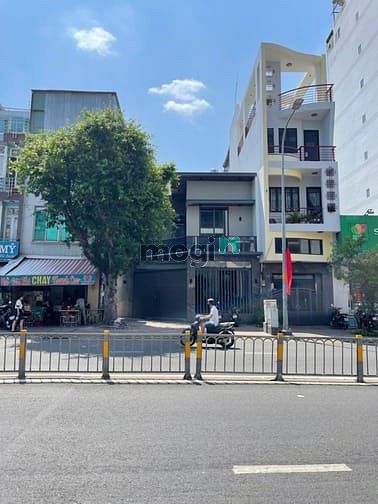 Hình ảnh Bán nhà mặt tiền Đường 41, Quận 4