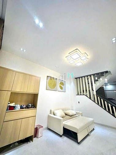 Hình ảnh Cho thuê nhà 5 phòng Full nội thất đg Lê Văn Quới, BHH A, Q.Bình Tân