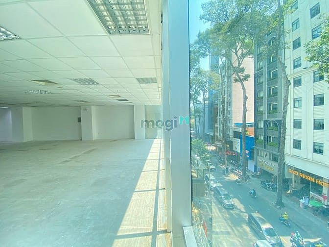 Hình ảnh Siêu phẩm văn phòng sang trọng từ 195 - 400m2 ngay khu trung tâm Q1