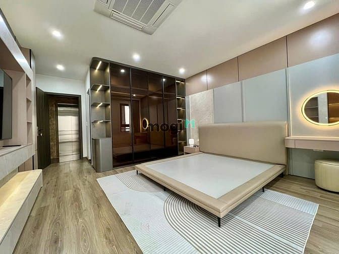 Hình ảnh Bán nhà Xuân La 50m, 5 tầng lô góc, kinh doanh, ô tô nhỏ qua nhà