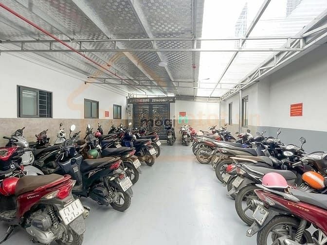 Hình ảnh Bán tòa nhà dịch vụ, đường Tân Kỳ Tân Quý, 43p, dòng tiền 210tr/tháng.