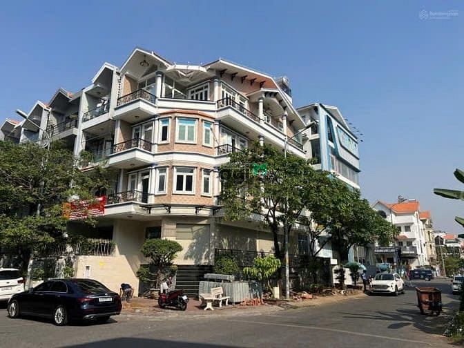 Hình ảnh Bán căn góc 2MT KĐT Him Lam Kênh Tẻ – Quận 7
