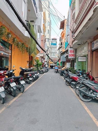 Hình ảnh Bán nhà HXH Lê Thị Riêng, Bến Thành, Quận 1