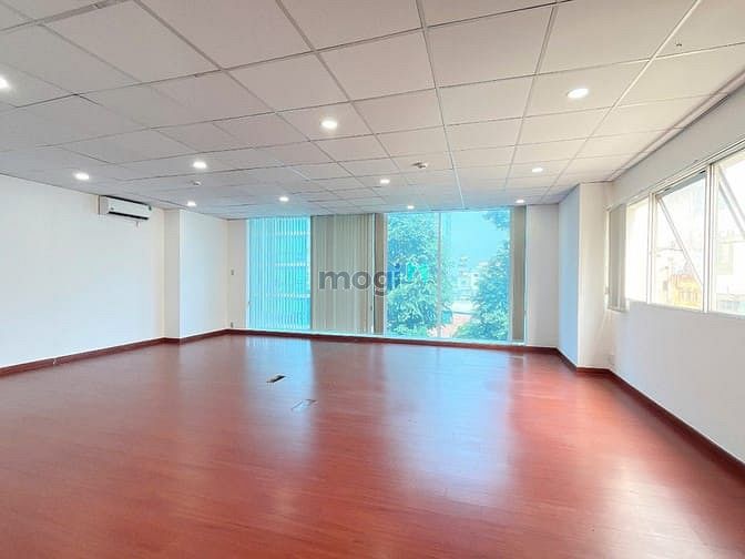 Hình ảnh Mocbai66 - Trang Tải Game Mộc Bài 66 Chính Thức 60m2 view kính cửa sổ đường Võ Văn Tần - Q 3