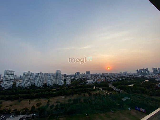 Hình ảnh Cho thuê penthouse chung cư Green Valley, Quận 7 224m2, 3PN. Giá 70tr