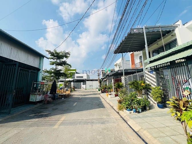 Hình ảnh Nhà bán P.Tân Triều Hương Lộ 7 câu cá Quốc Thịnh 110m2 mới xây 2,2 tỷ