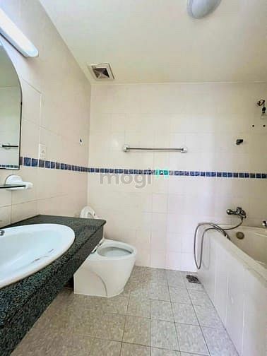 Hình ảnh CHO THUÊ Nhà phố Mỹ Hưng - Nguyễn Văn Linh