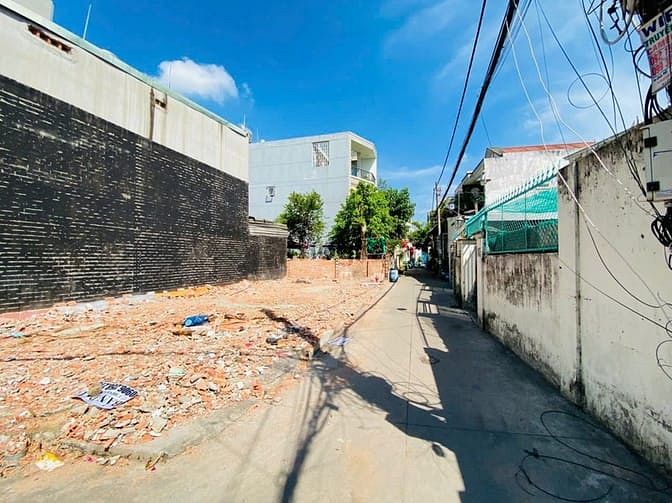 Hình ảnh Bán Lô Đất Góc 2 Mặt Tiền Hẻm 28 Đường 10 Linh Trung Thủ Đức