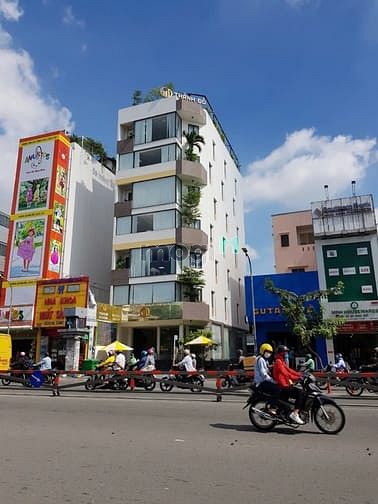 Hình ảnh Bán & cho thuê tòa nhà mặt tiền Cộng Hòa, Tân Bình