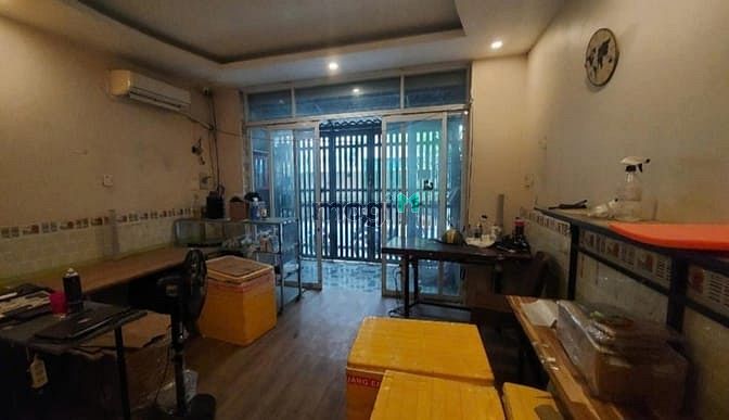 Hình ảnh Vị trí đẹp, khu trung tâm Quận 10, tiện ở hoặc khai thác cho thuê.