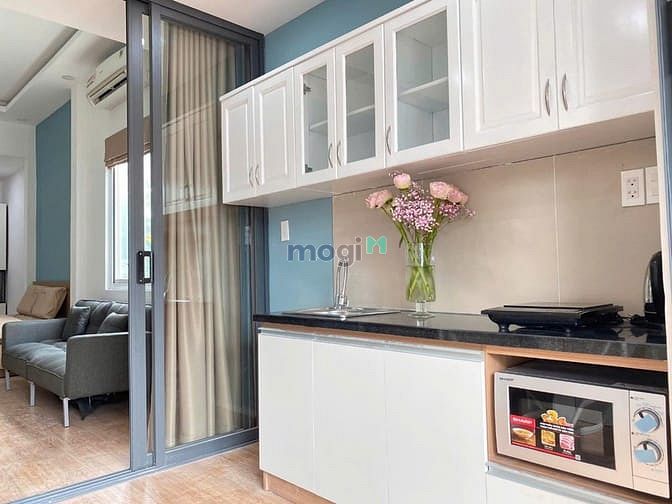 Hình ảnh Cho Thuê Căn Hộ Tách Bếp Balcon Thoáng_CV Lê Văn Tám_Võ Thị Sáu_Q3🌸