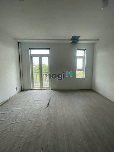 Hình ảnh Nhà Thô Park Riverside Liên Phường Q9 - Đã Decor Sơ Sơ - Được 5PN 5WC