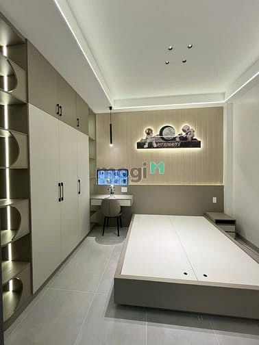 Hình ảnh Nhà 5 tầng xây mới có nội thất,thang máy Quận 11
