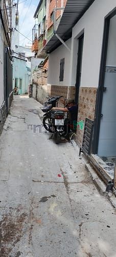 Hình ảnh Nhà cho thuê nguyên căn an tĩnh trung tâm q8