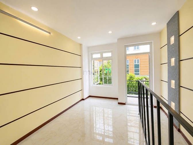 Hình ảnh Nhà mới 5 tầng - 63m2 - HXT Tô Hiến Thành - Thang máy